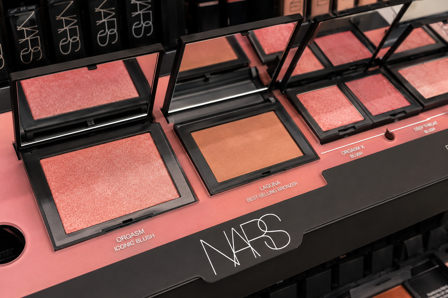 Cosmetics Pallets